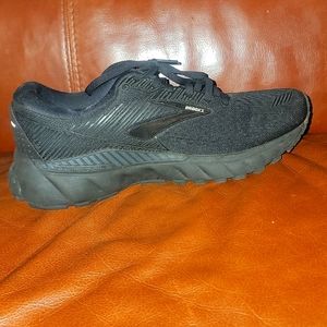 Brooks adrenaline gts 19